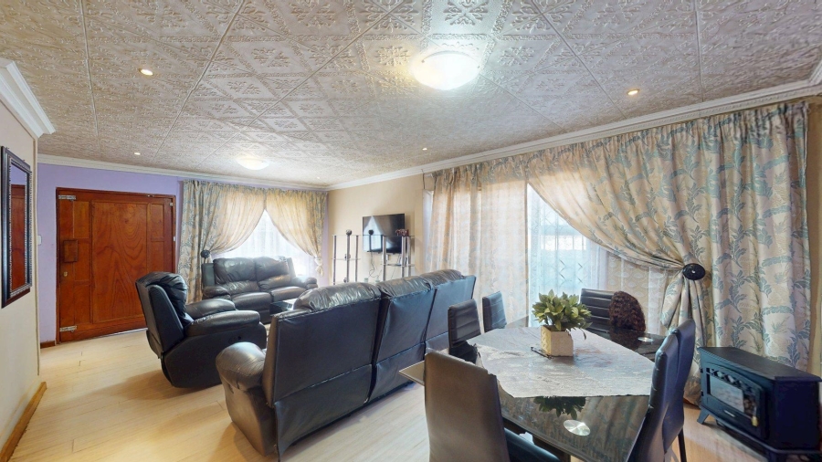 3 Bedroom Property for Sale in Motherwell Nu 6 Eastern Cape